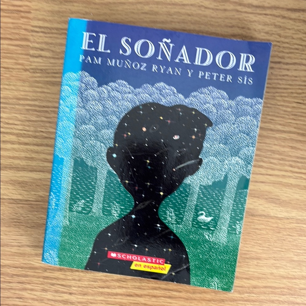 El Soñador, Spanish-language book (LIKE NEW)